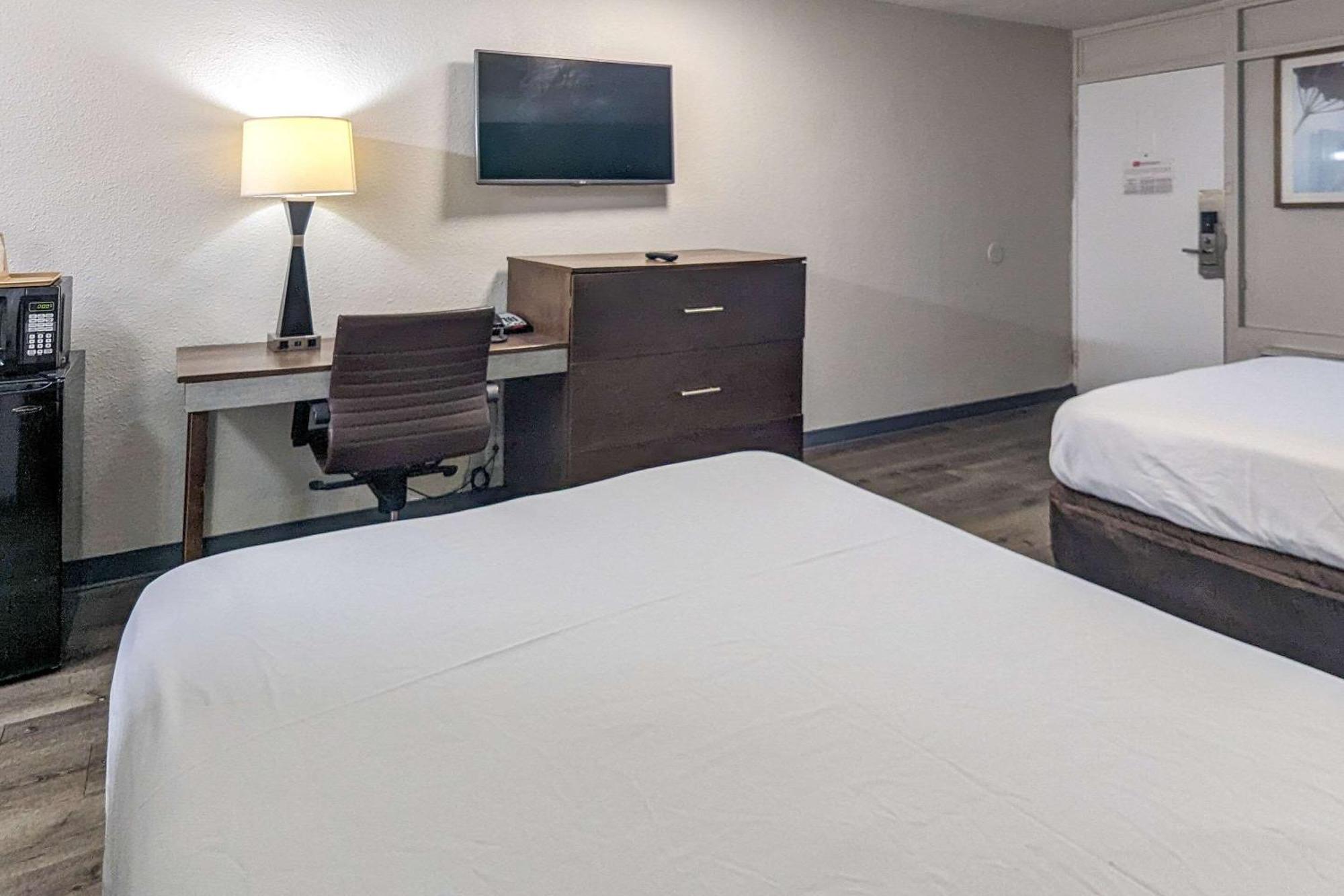 Rodeway Inn أوغستا المظهر الخارجي الصورة